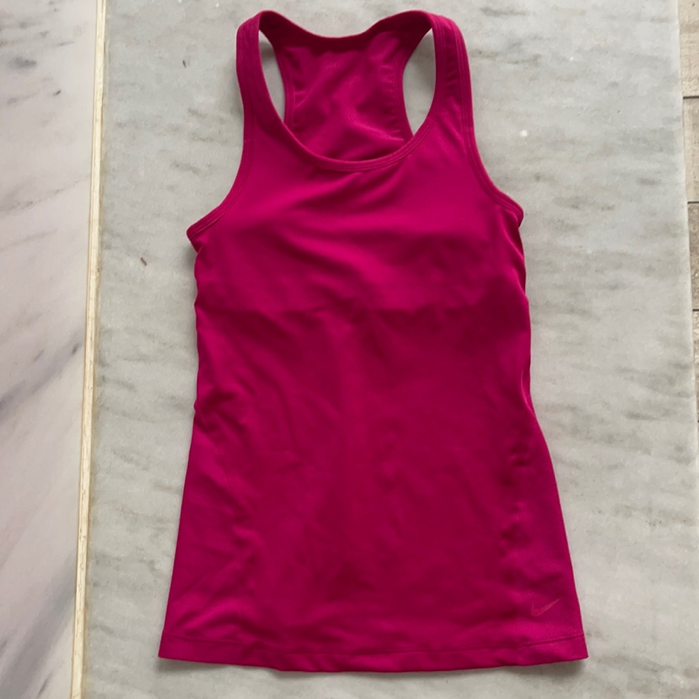 Nike tank